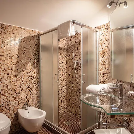 Daire Urbanicooh Garisenda - Piazza Maggiore View *