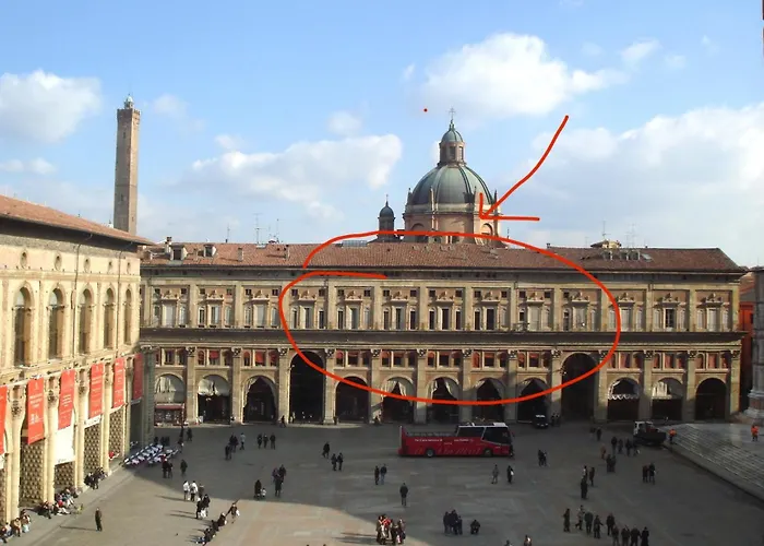 Urbanicooh Garisenda - Piazza Maggiore View Appartement Bologne